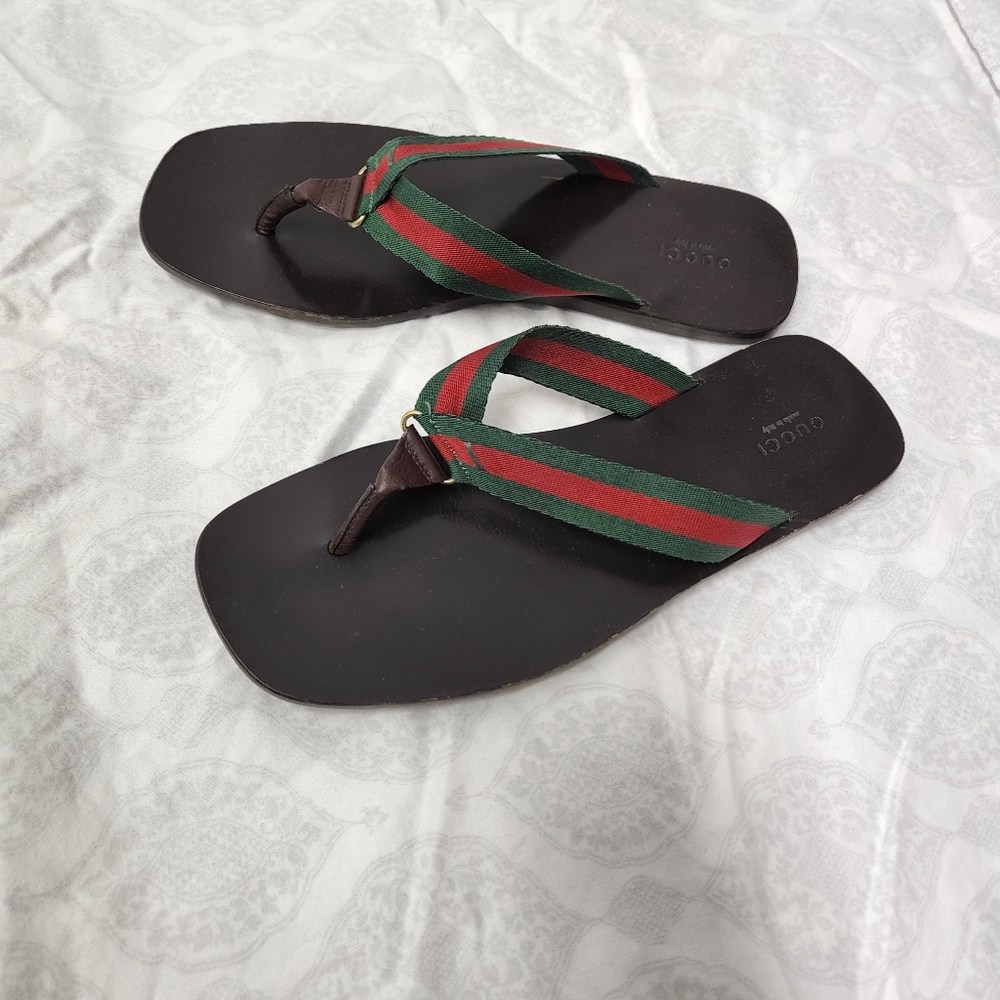 Gucci leather sandals size 9